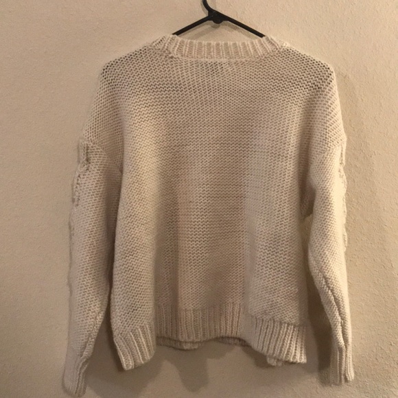 White Cara Santana x APT.9 sweater - Picture 2 of 2